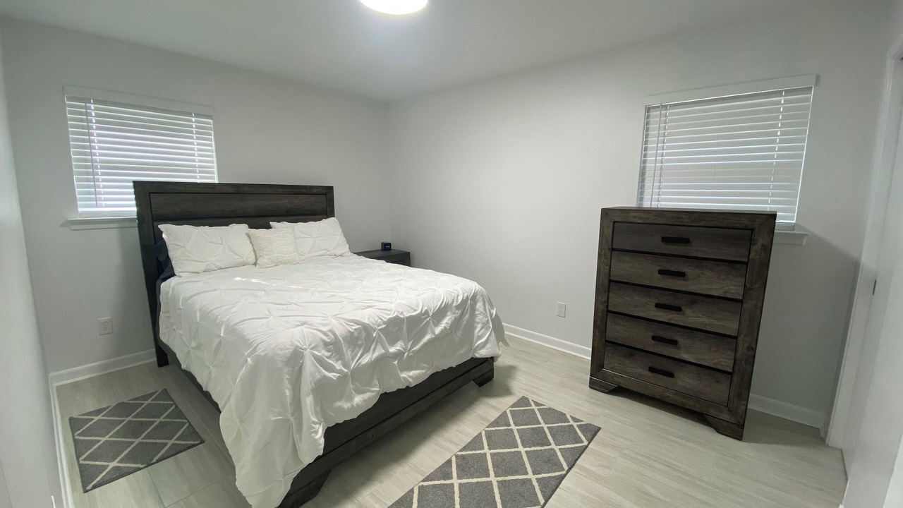 Photo of Bedroom in Kenner - Louis Armstrong International Airport