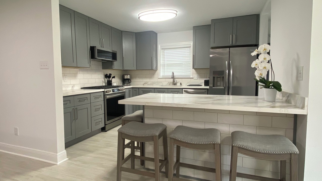 Photo of Kitchen in Kenner - Louis Armstrong International Airport