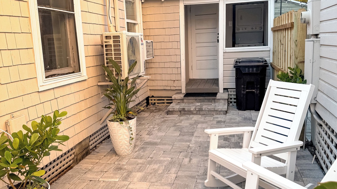 Photo of Patio Balcony in Downtown Historic District