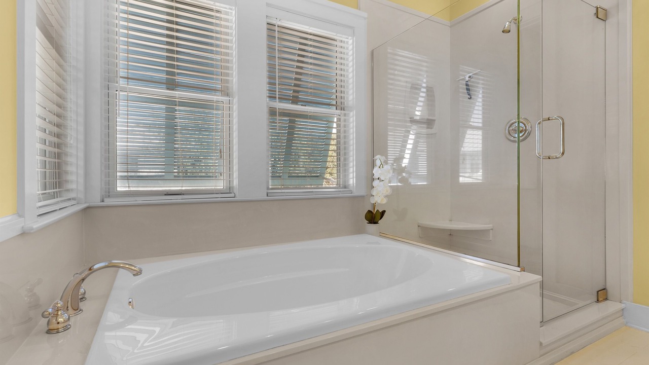 Photo of Bathroom in Sunnyside