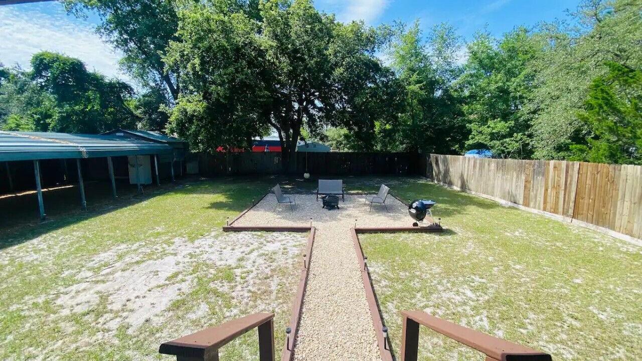 Photo of Outdoor in Eastpoint