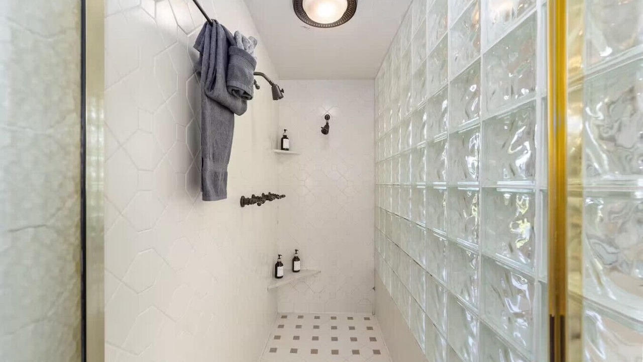 Photo of Bathroom in Historic District
