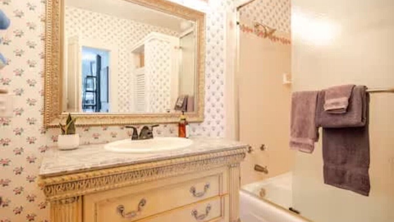 Photo of Bathroom in Historic District