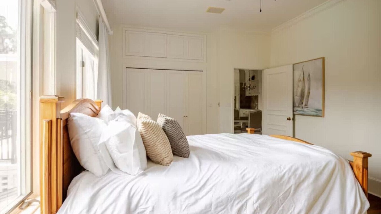Photo of Bedroom in Historic District