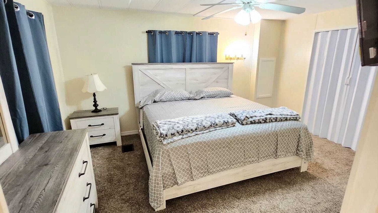 Photo of Bedroom in Wesley Chapel