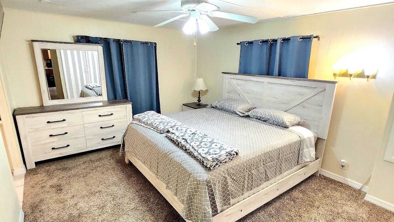 Photo of Bedroom in Wesley Chapel