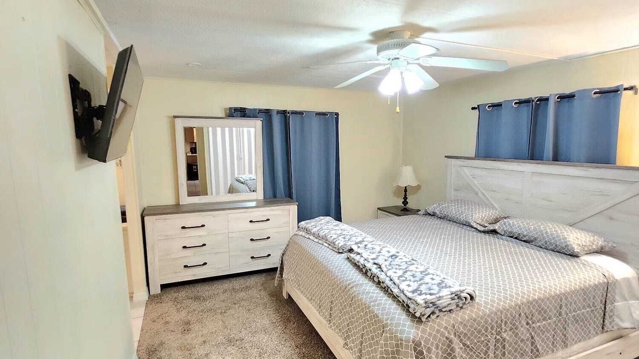 Photo of Bedroom in Wesley Chapel