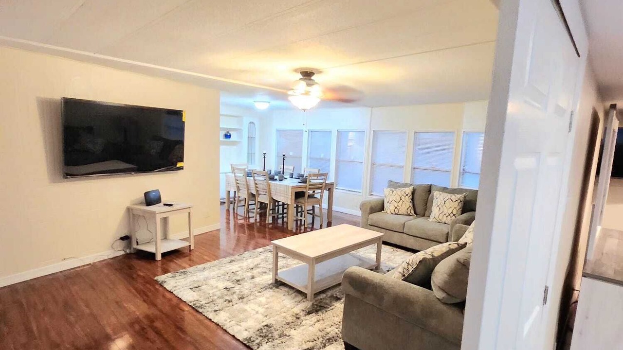 Photo of Livingroom in Wesley Chapel