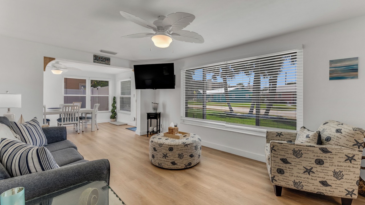 Photo of Livingroom in Ocean Breeze Circle