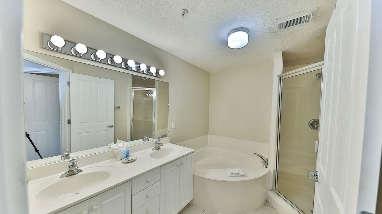 Photo of Bathroom in Miramar Beach