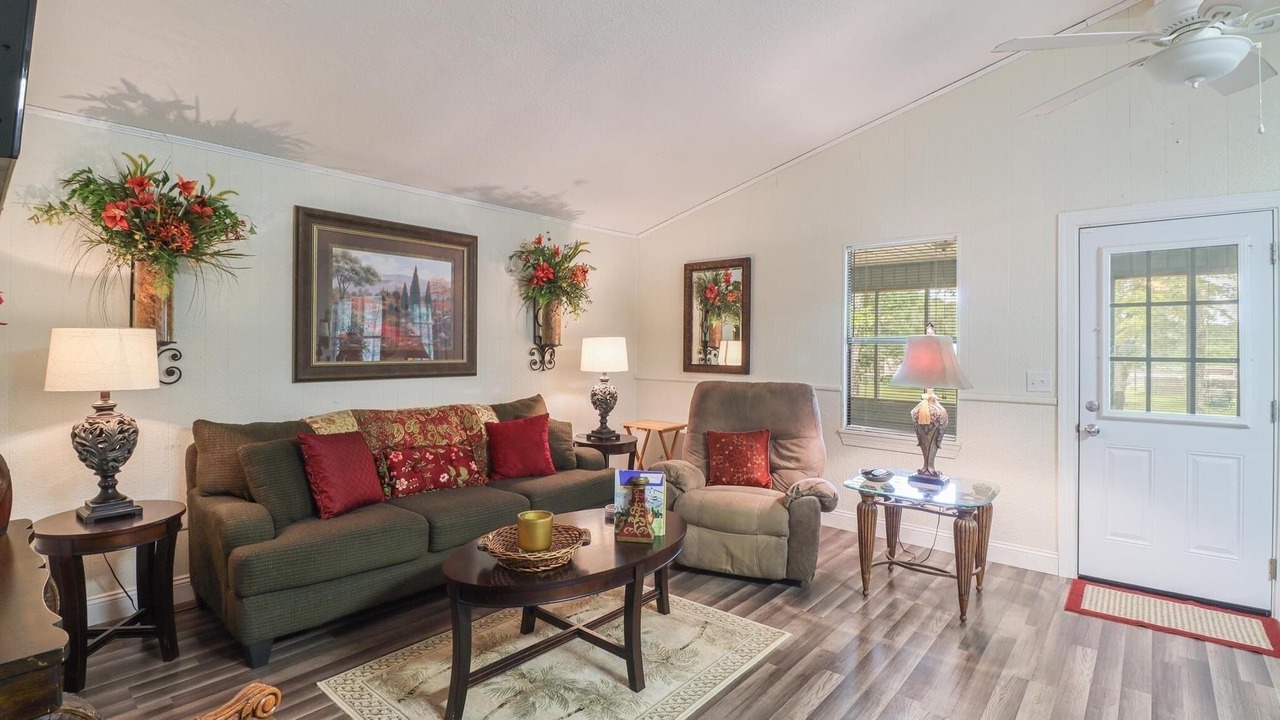 Photo of Livingroom in Moss Point