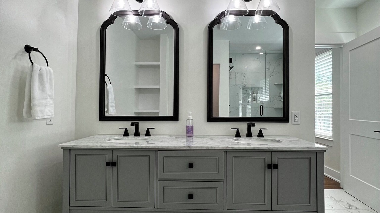 Photo of Bathroom in East Hill