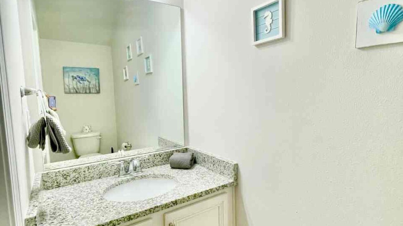 Photo of Bathroom in Thomas Drive