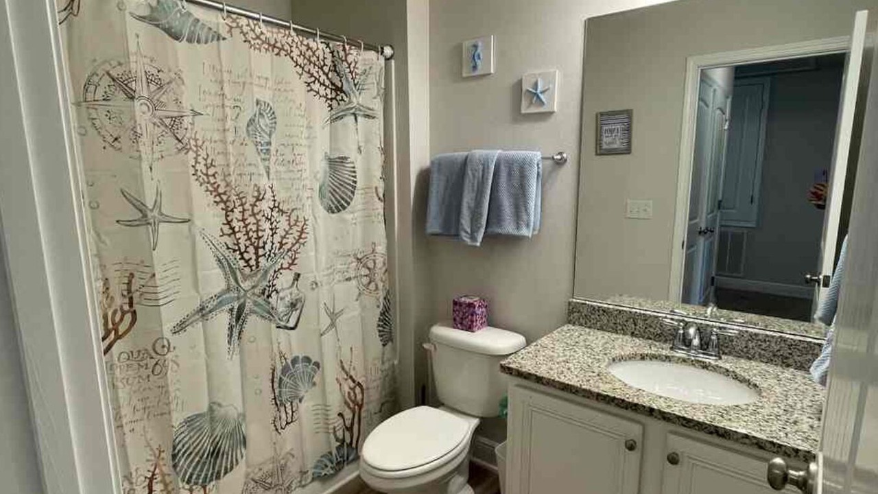 Photo of Bathroom in Thomas Drive