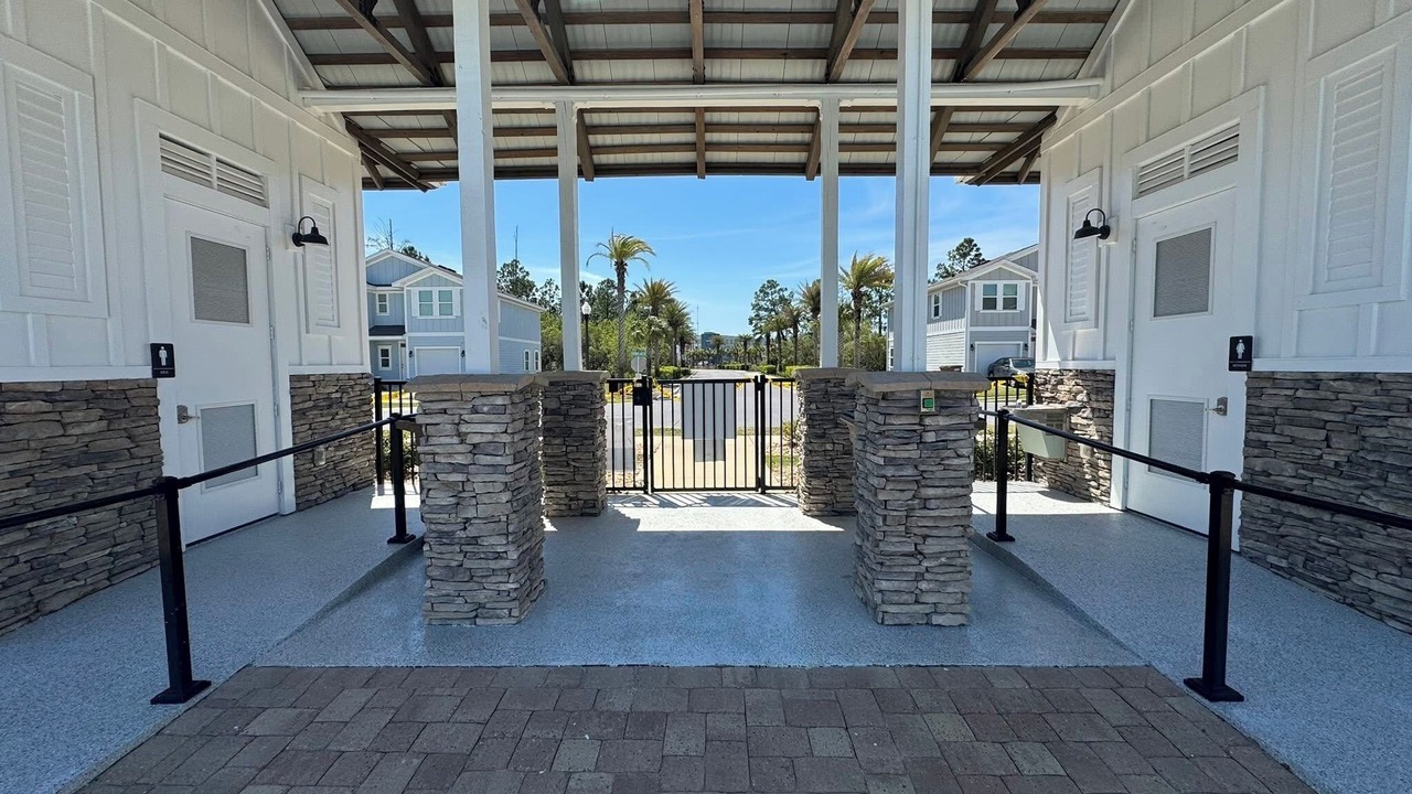 Photo of Outdoor in Thomas Drive