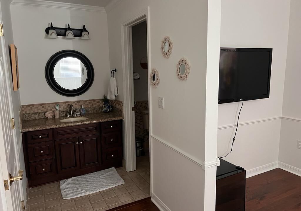 Photo of Bathroom in Lillian