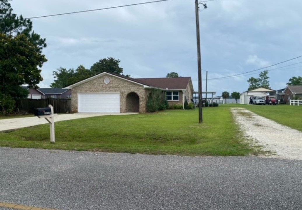 Photo of Outdoor in Lillian