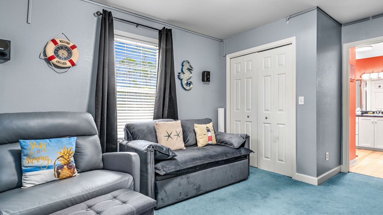 Photo of Livingroom in Eastpoint