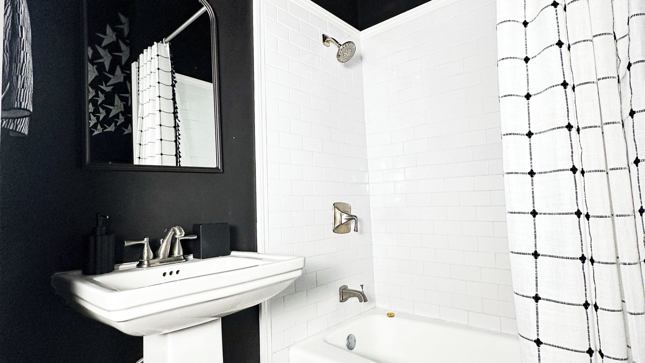 Photo of Bathroom in Saint Roch