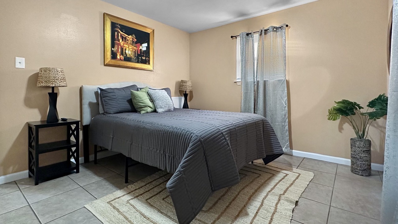 Photo of Bedroom in Chalmette