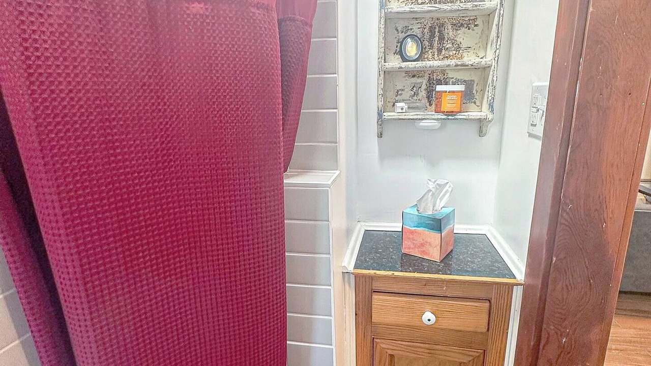 Photo of Bathroom in Long Beach