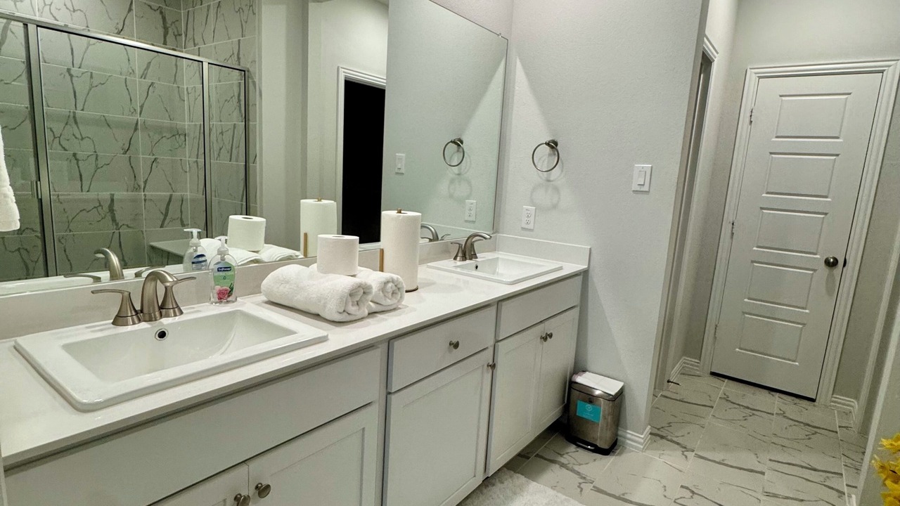 Photo of Bathroom in Frisco
