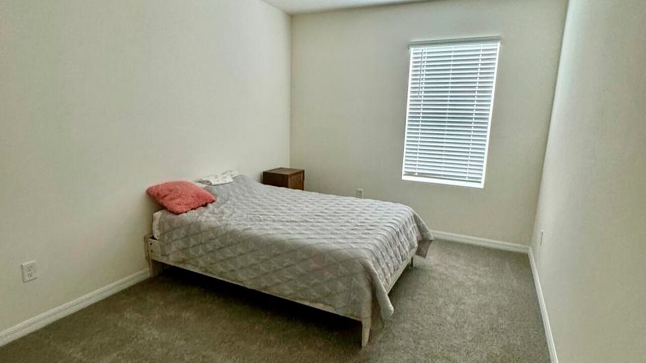 Photo of Bedroom in Wesley Chapel