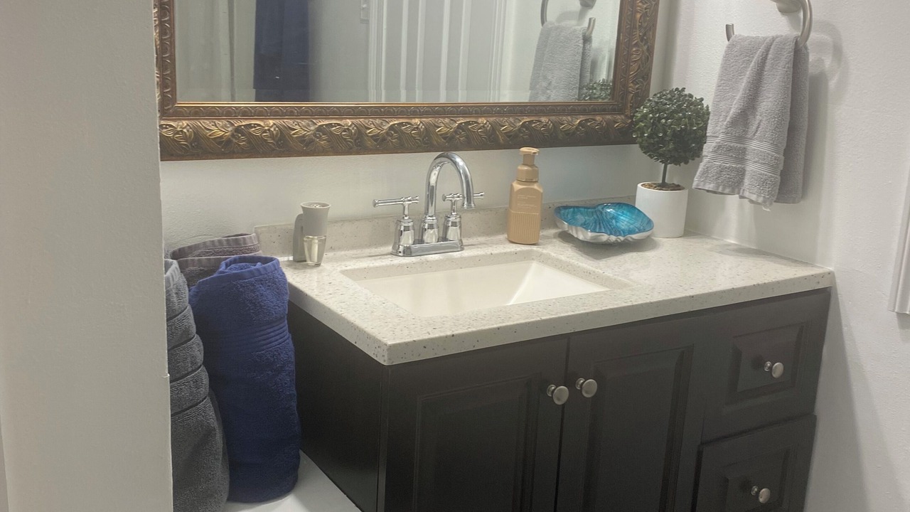 Photo of Bathroom in Little Woods
