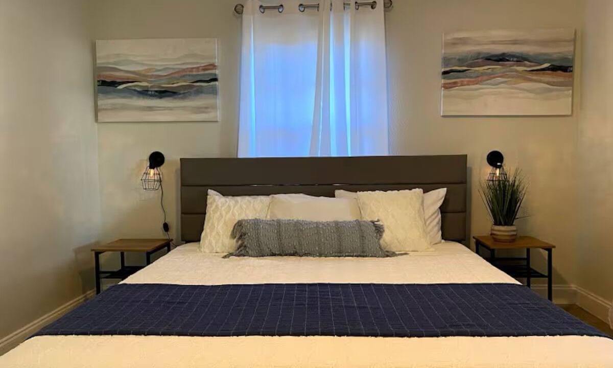 Photo of Bedroom in Cocoa Beach