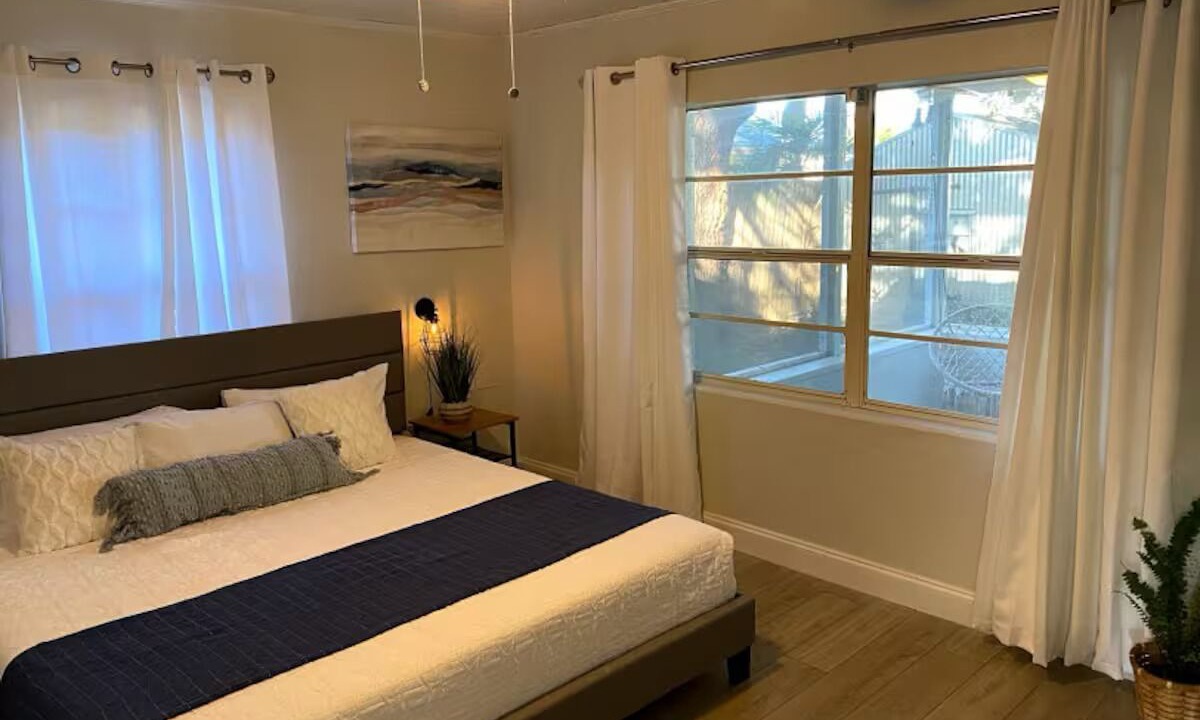 Photo of Bedroom in Cocoa Beach