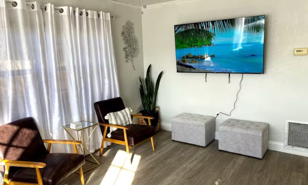 Photo of Livingroom in Cocoa Beach