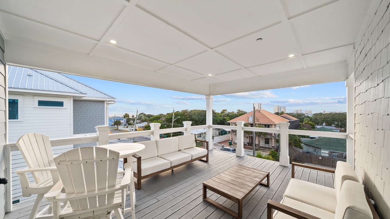Photo of Patio Balcony in Bid-a-wee Beach