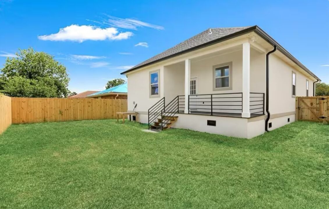 Photo of Outdoor in Little Woods