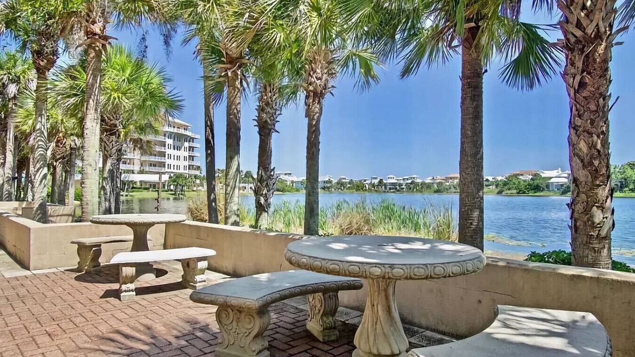 Photo of Outdoor in Sunnyside