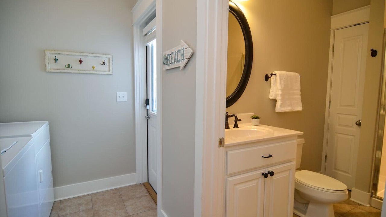 Photo of Bathroom in Treetop