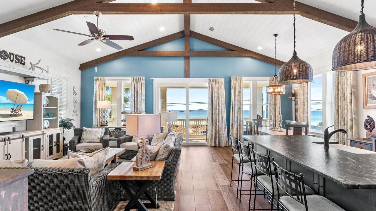 Photo of Bedroom in Laguna Beach