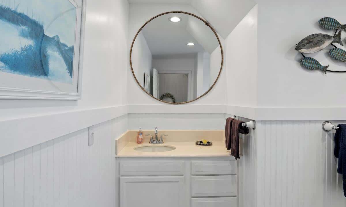 Photo of Bathroom in Royal Lagoons