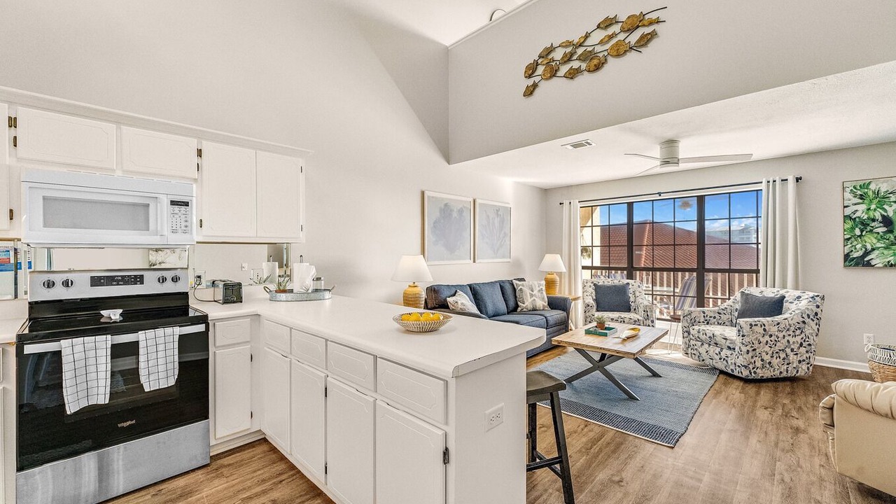Photo of Bedroom in Summer Breeze