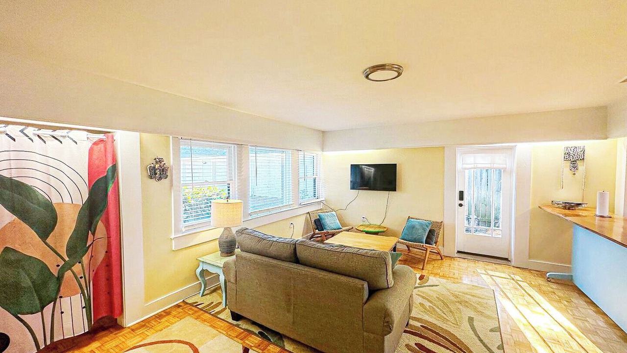 Photo of Livingroom in Long Beach