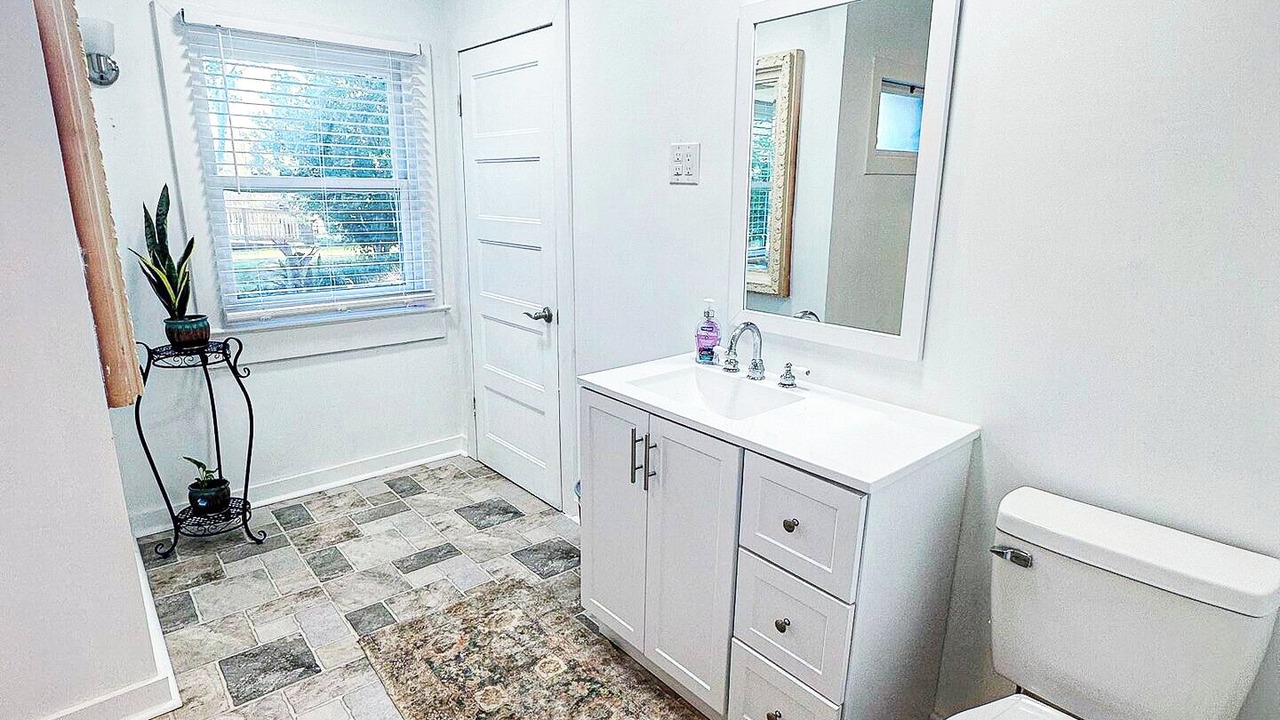 Photo of Bathroom in Long Beach