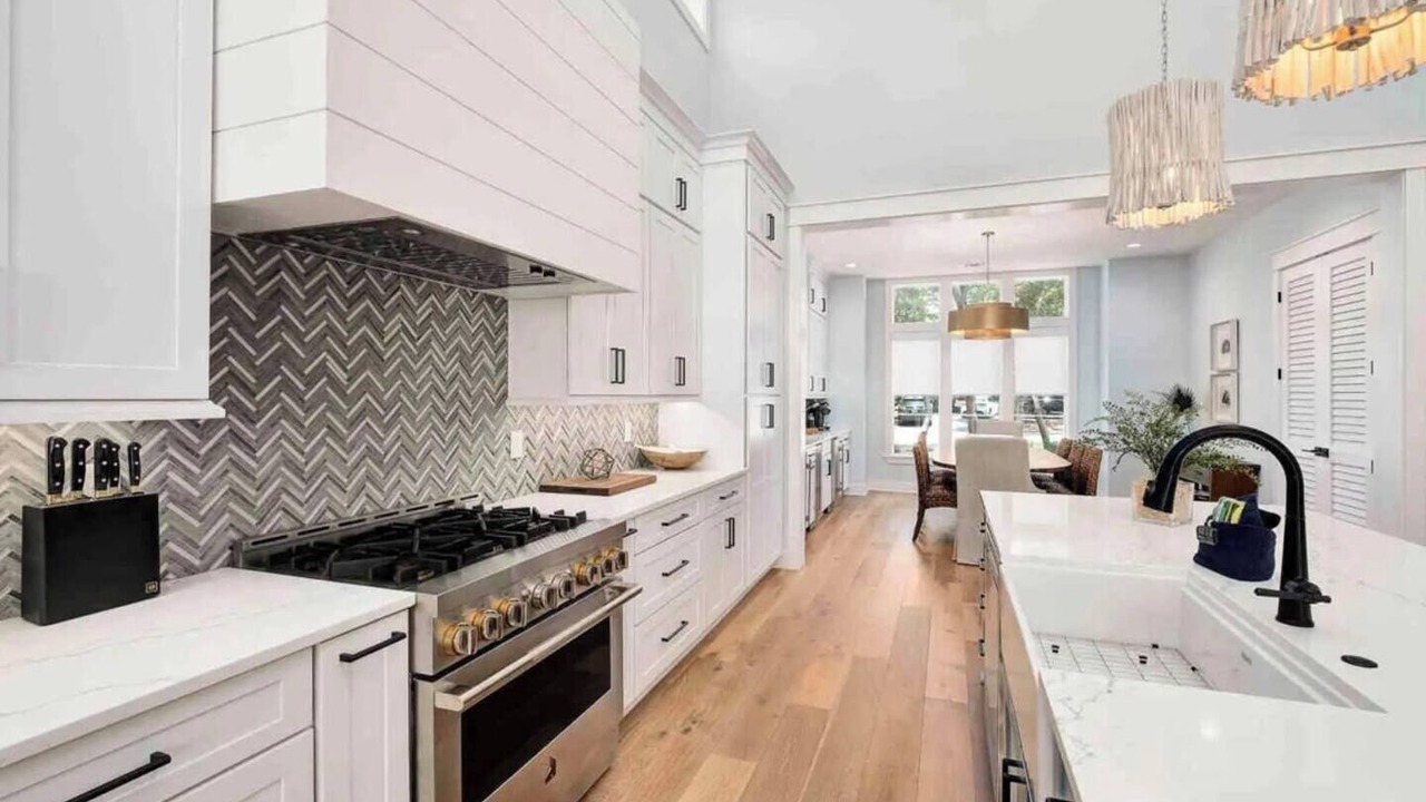 Photo of Kitchen in Dune Allen Beach