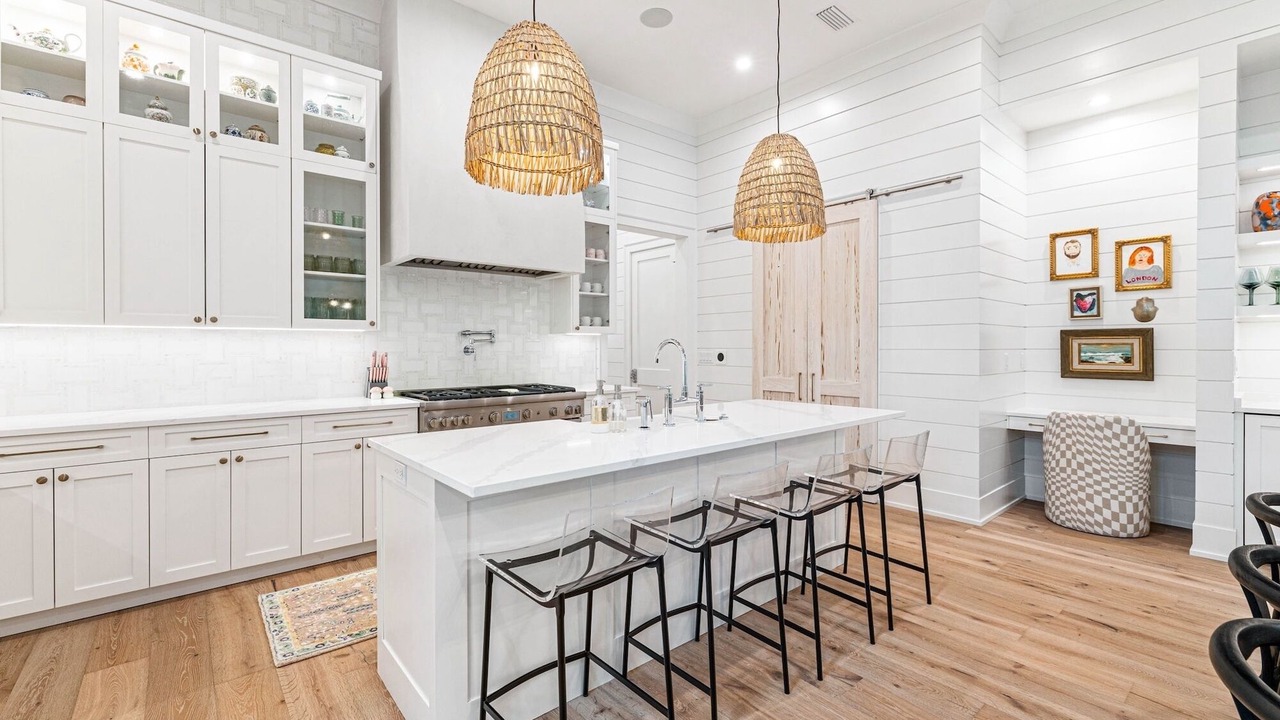 Photo of Kitchen in White's Gulfview