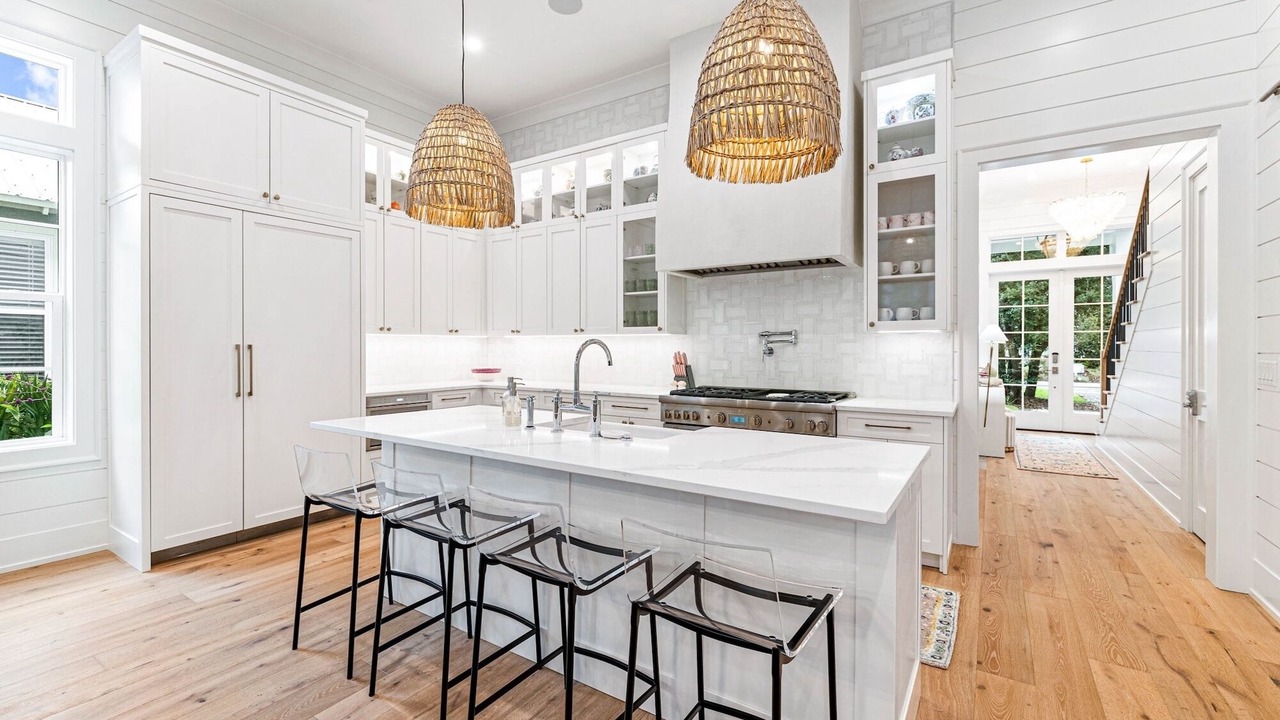 Photo of Kitchen in White's Gulfview