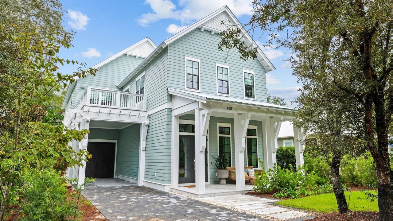 Photo of Outdoor in White's Gulfview