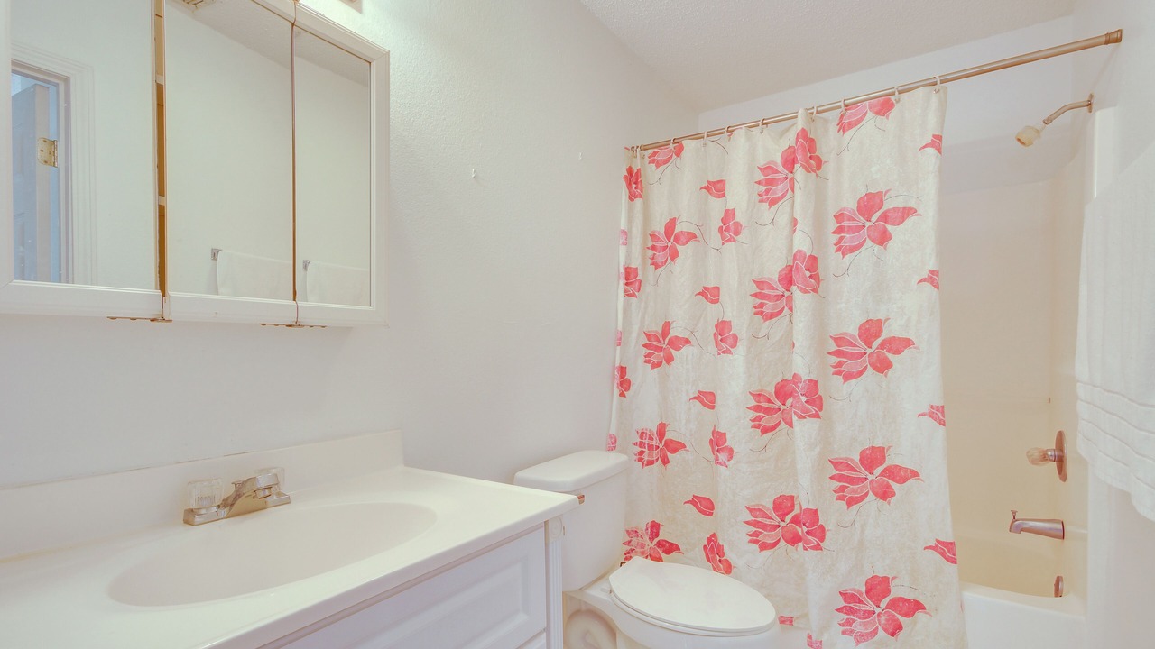Photo of Bathroom in Gautier