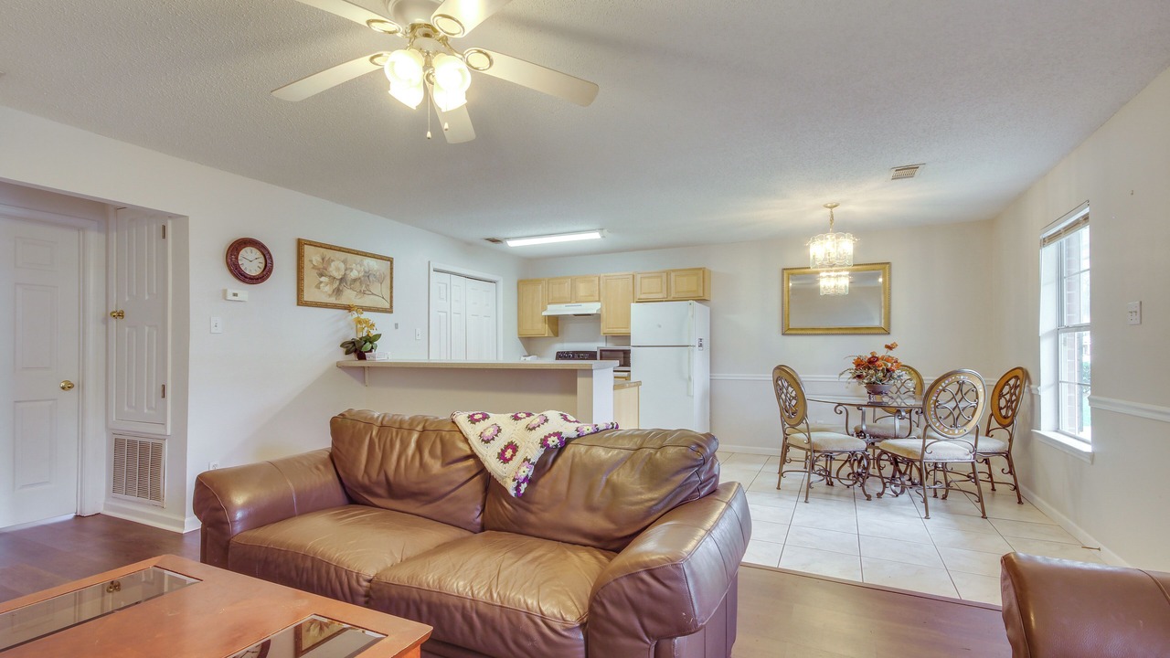 Photo of Bedroom in Gautier