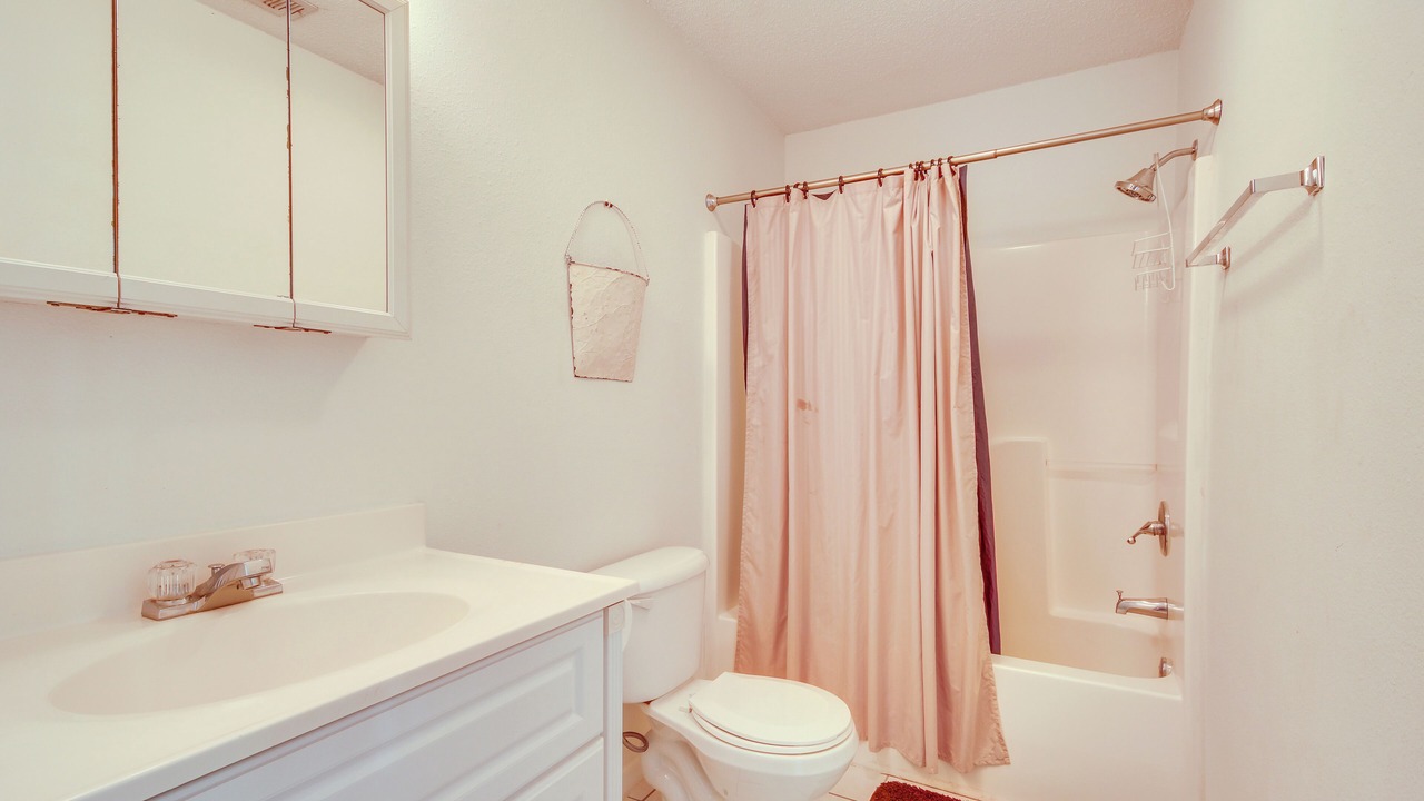 Photo of Bathroom in Gautier
