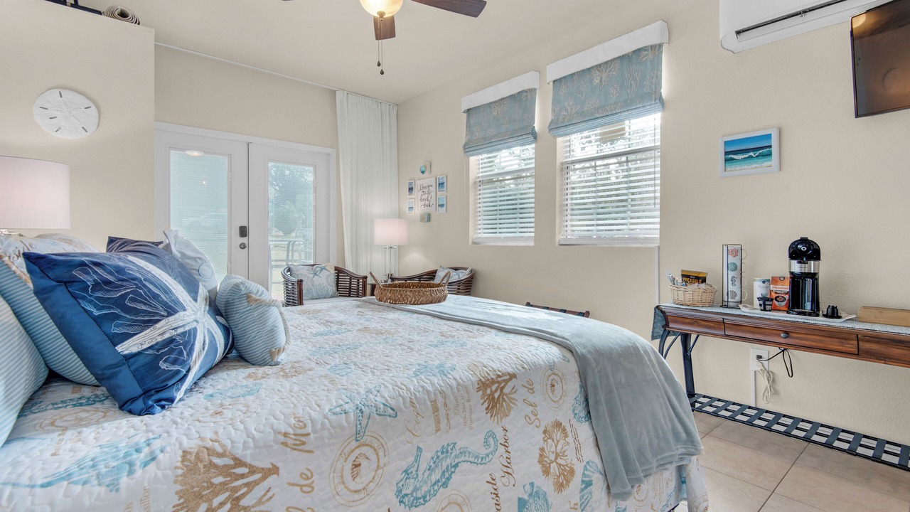 Photo of Bedroom in East Pensacola Heights