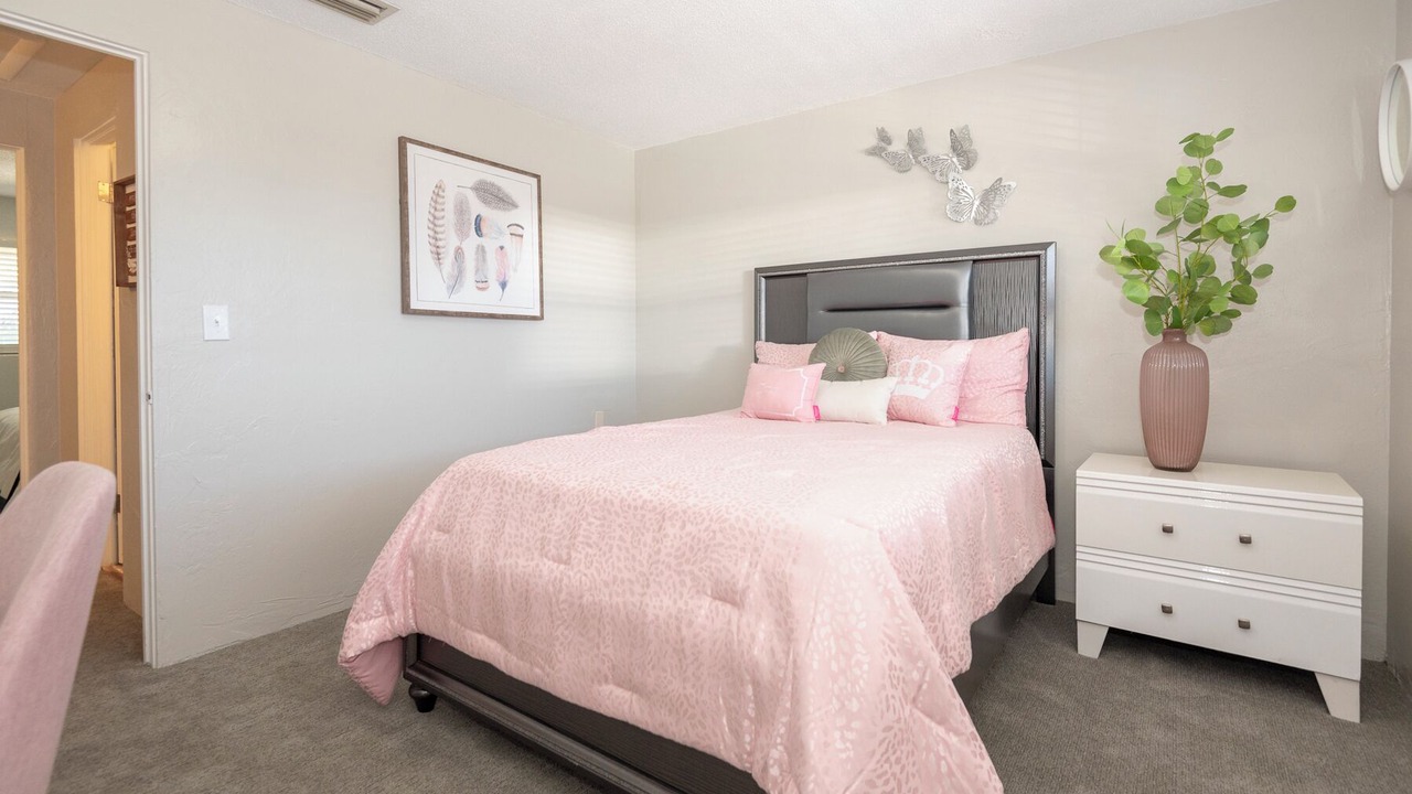 Photo of Bedroom in South Daytona
