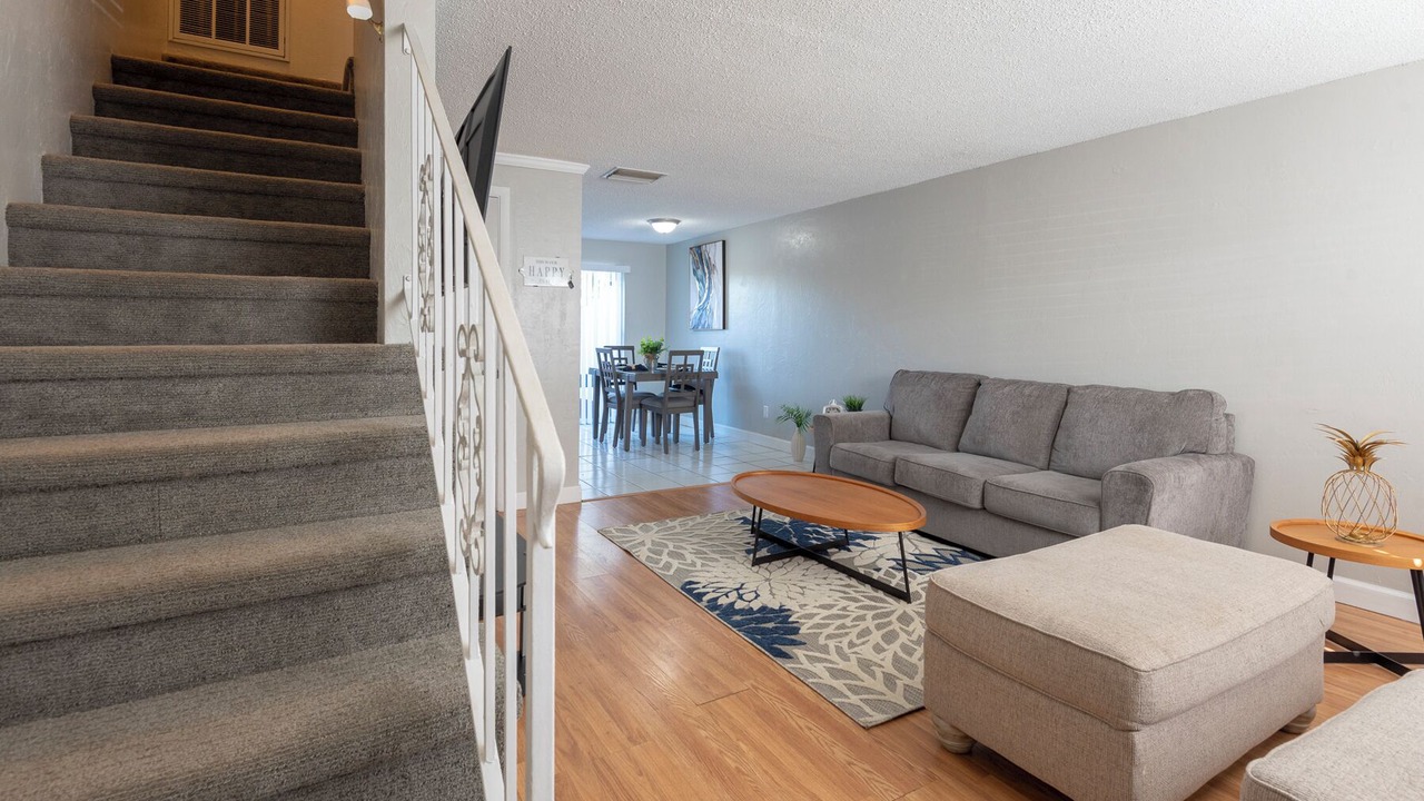 Photo of Livingroom in South Daytona
